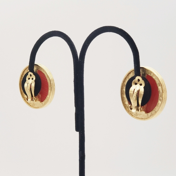 Vintage Red Givenchy Lucite Round Discs Clips Gold Tone - Picture 6 of 10